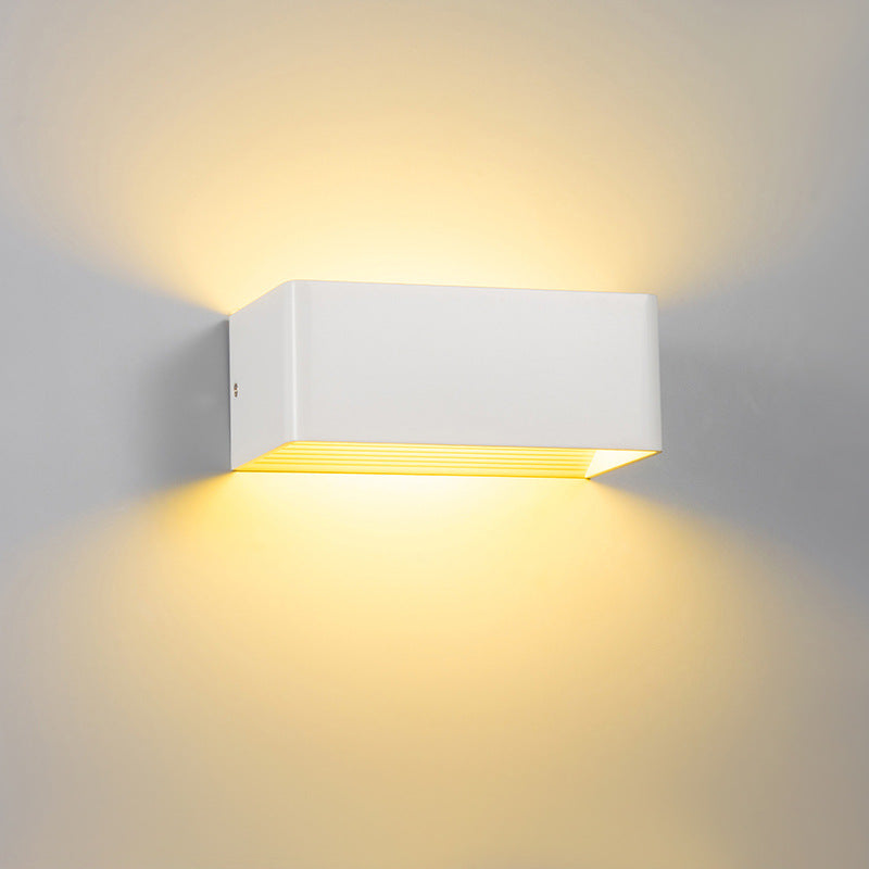 Cubion Wall Light