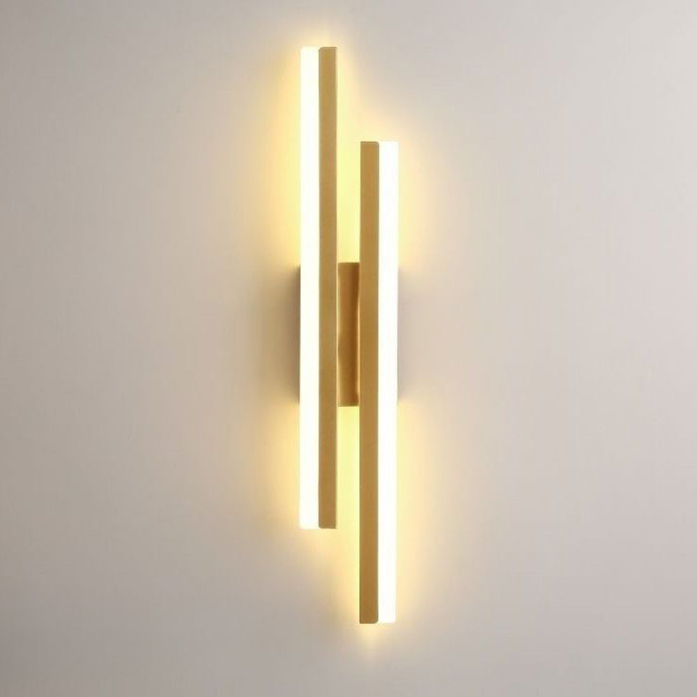 Dovell Vertical Wall Light