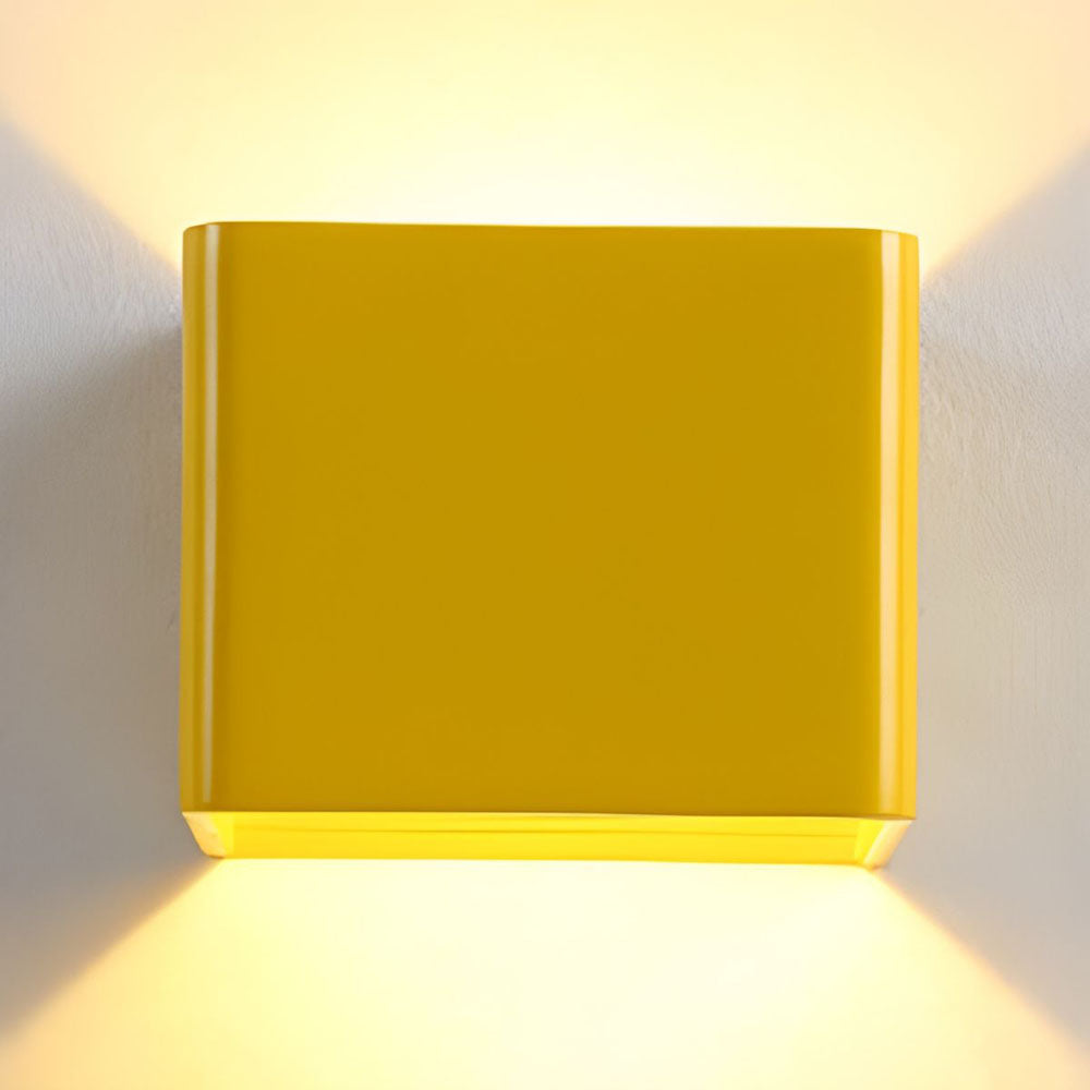 Cubion Wall Light