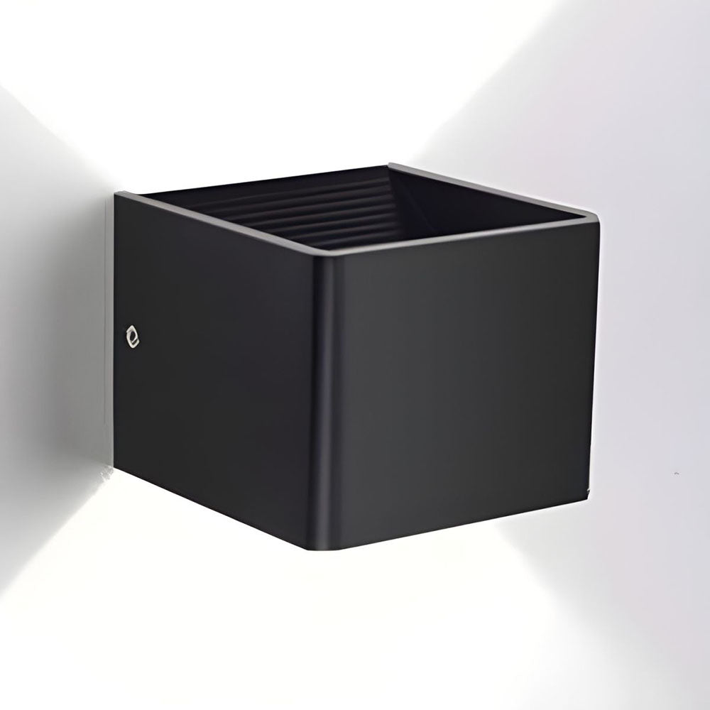 Cubion Wall Light