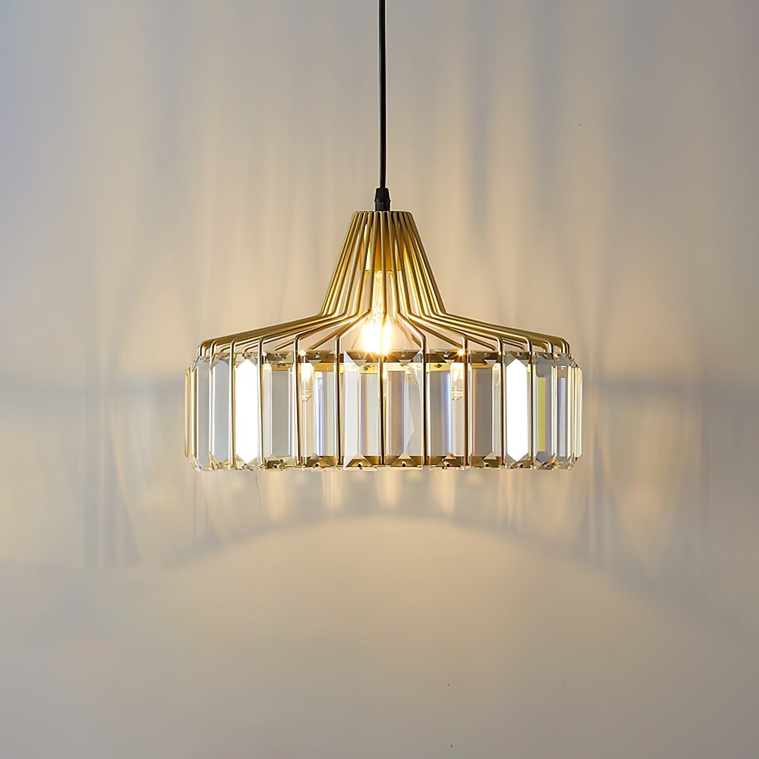 Zaviro Crystal Pendant Light