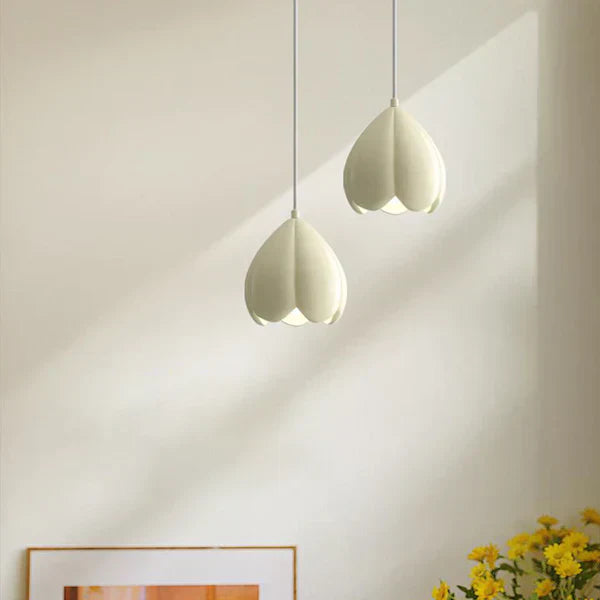 Blosven Flower Pendant Light