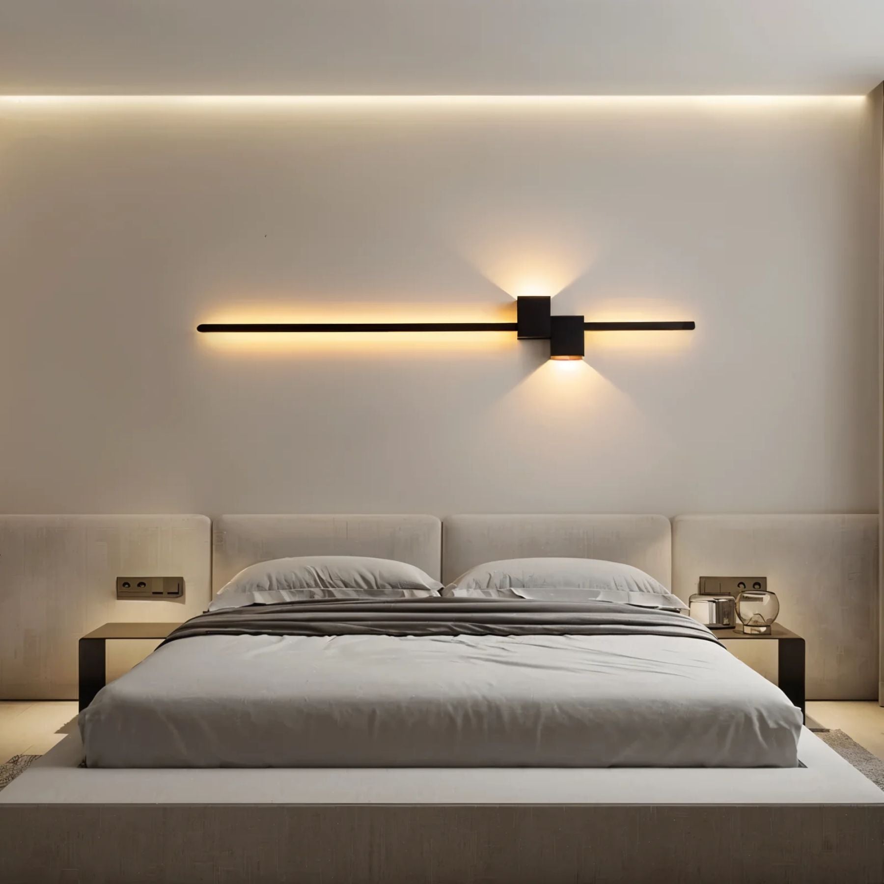 Belone Minimalist Wall Light