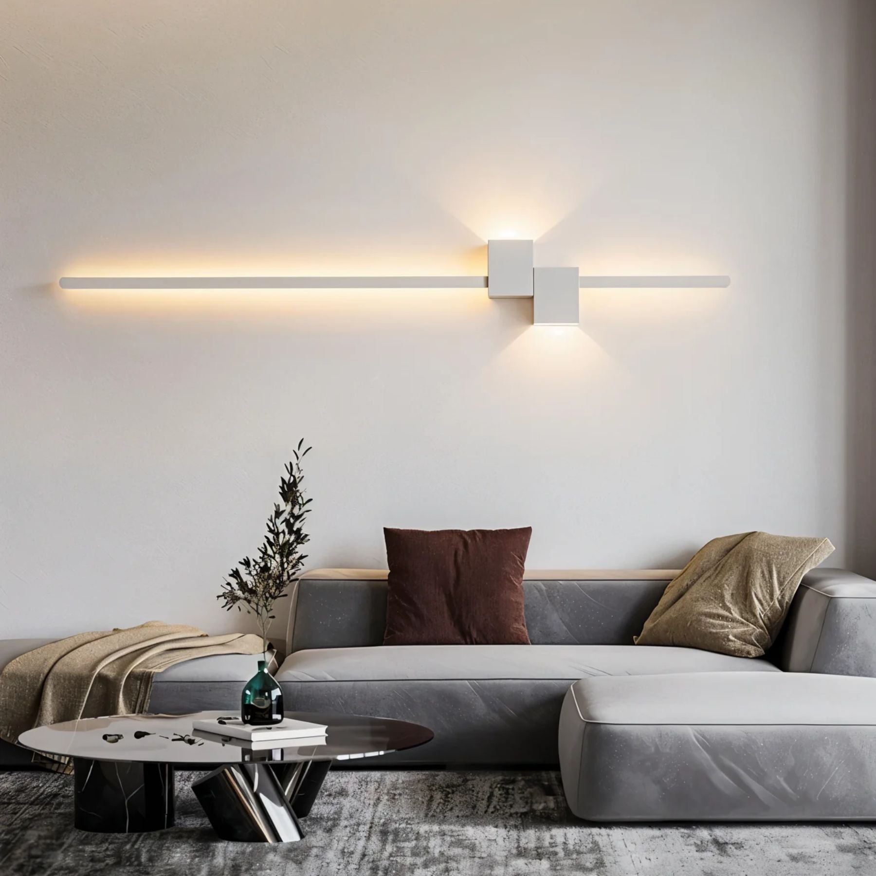 Belone Minimalist Wall Light