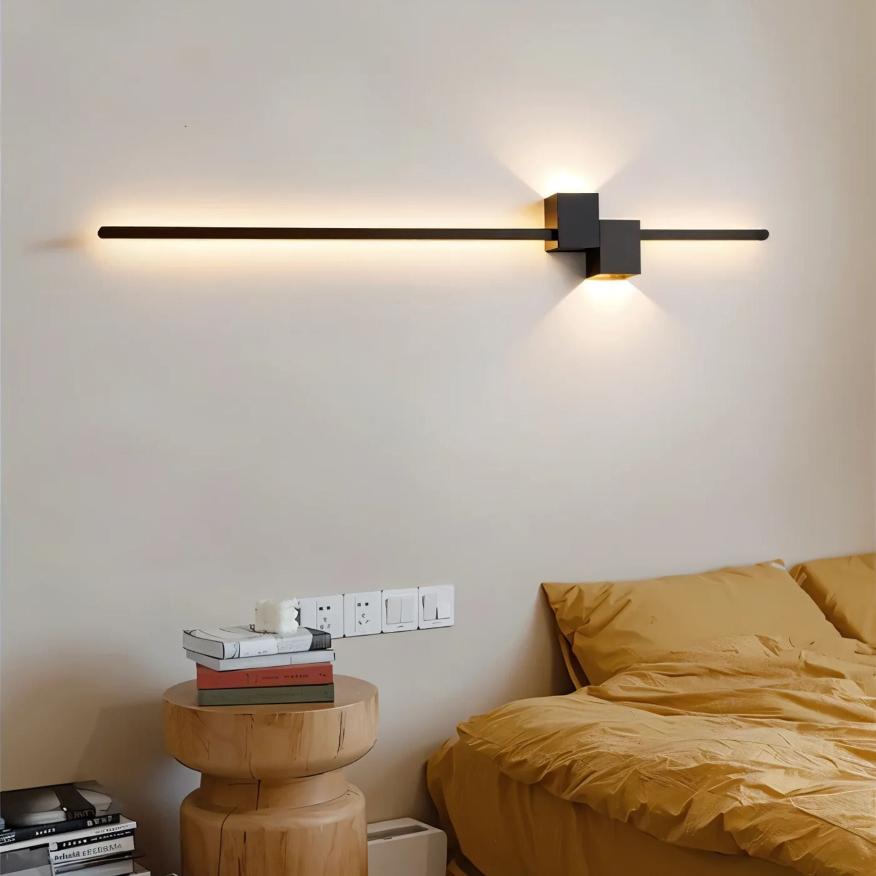 Belone Minimalist Wall Light