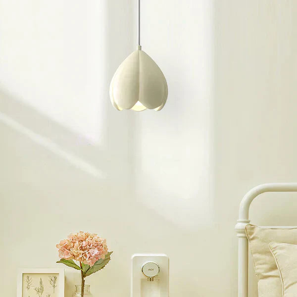 Blosven Flower Pendant Light