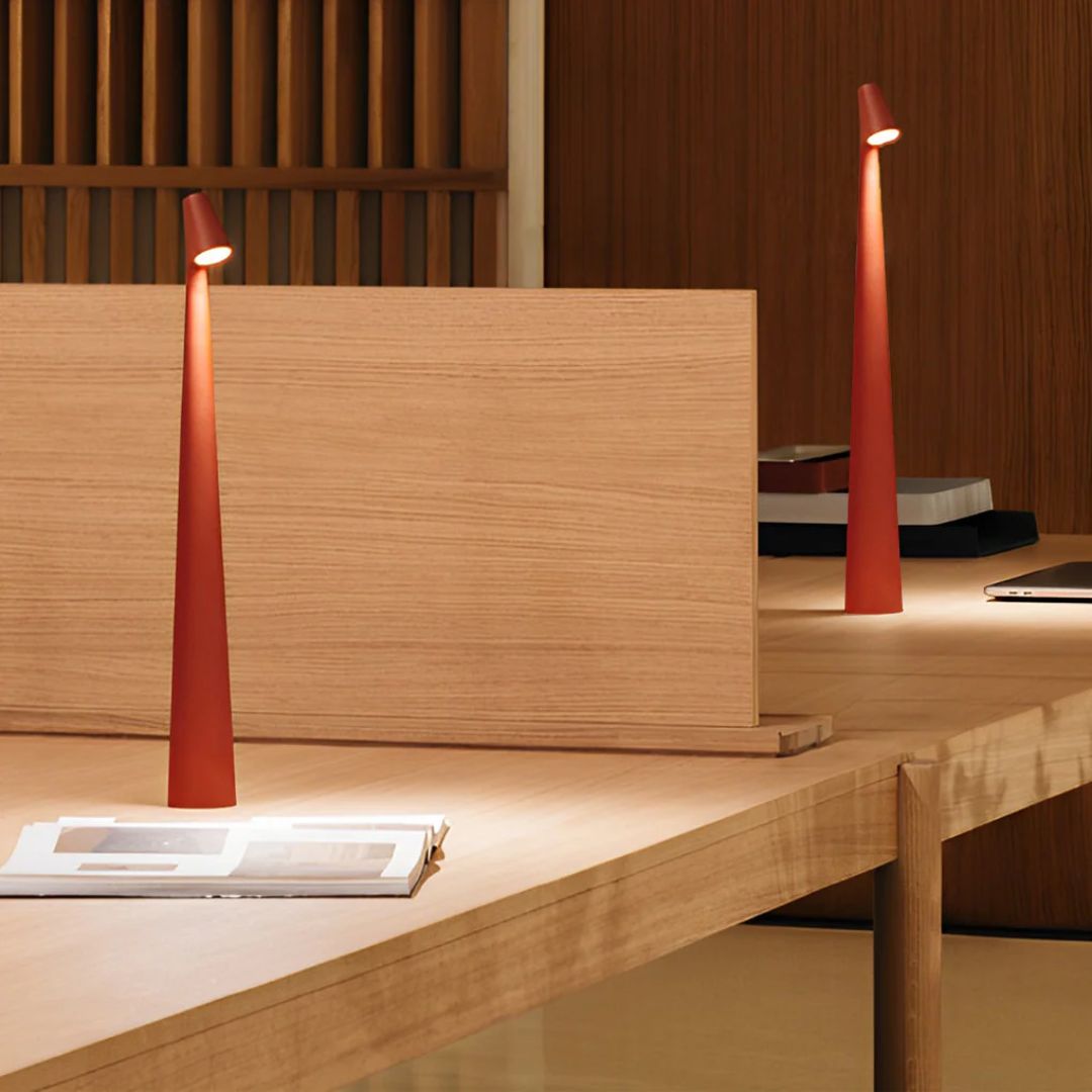 Pivaro Touch Table Lamp