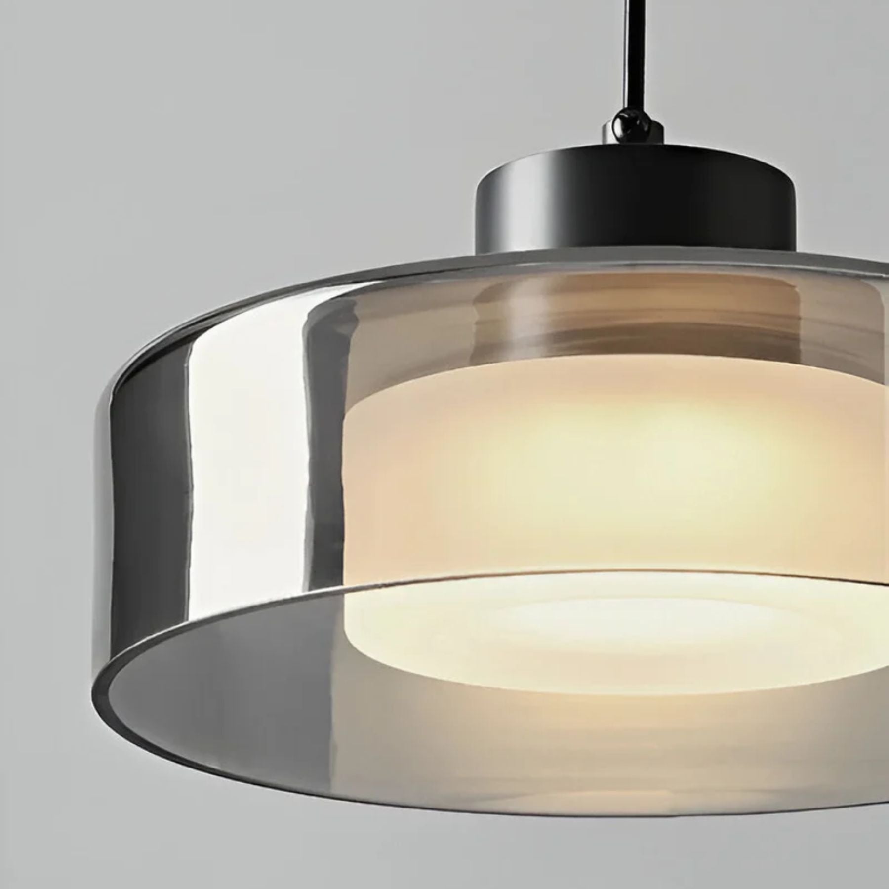Saveno Glass Pendant Light