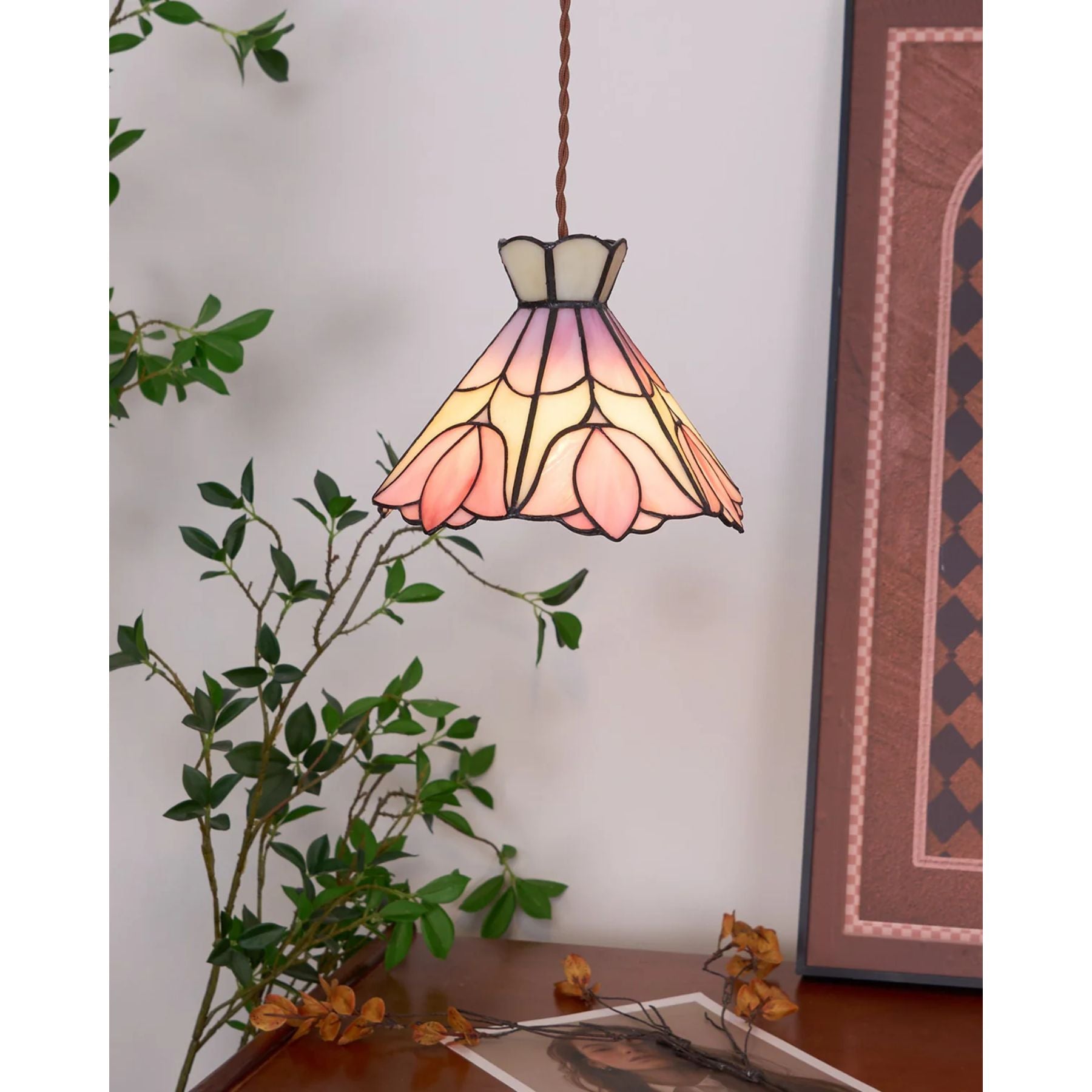 Sadeno Tiffany Pendant Light