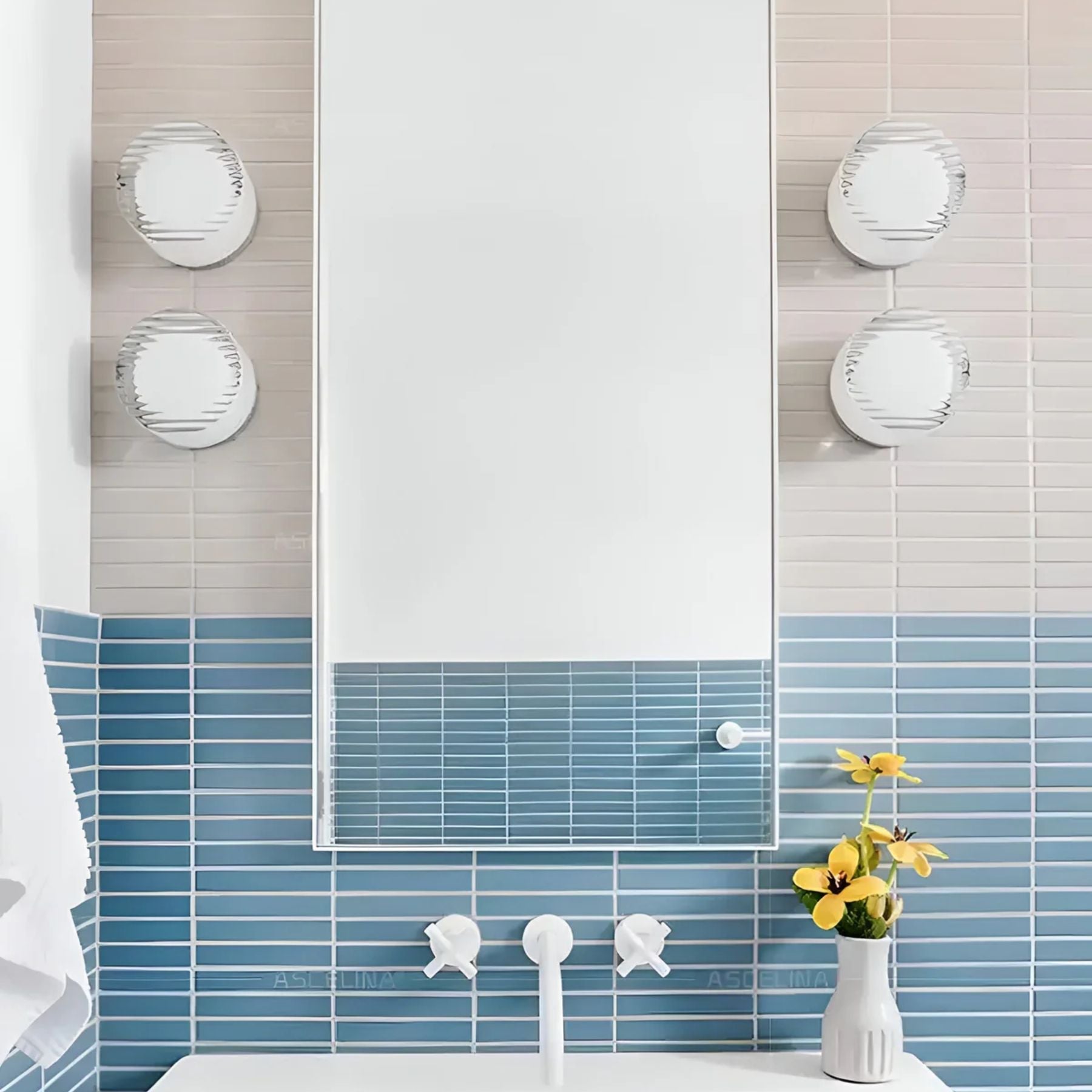 Ambrelli Wall Light