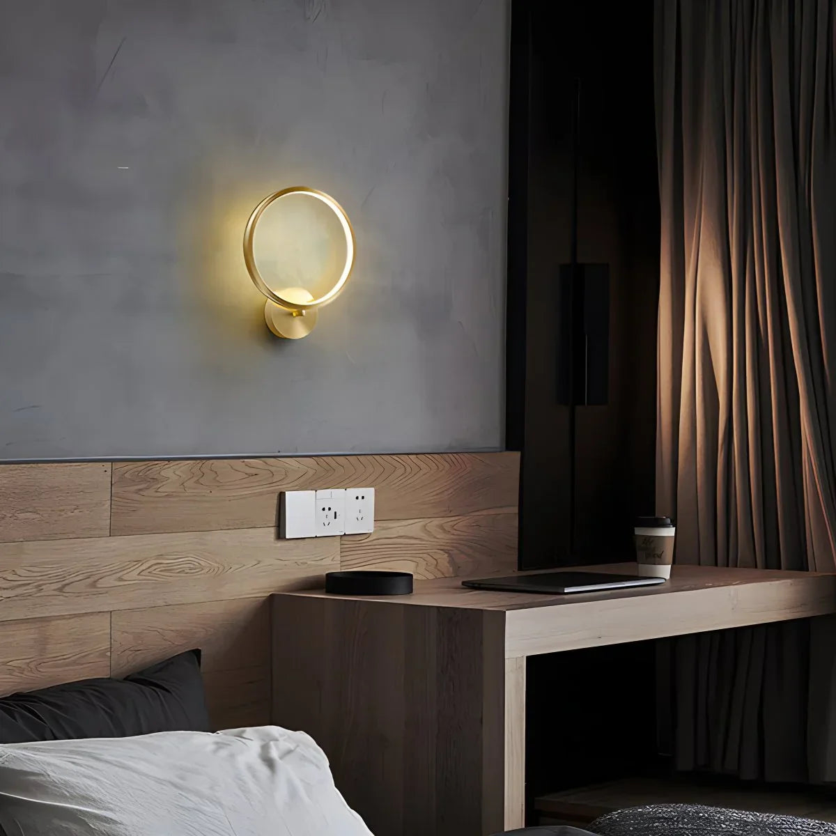 Virlano Crystal Wall Light