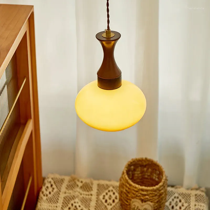 Zeylora Pendant Light
