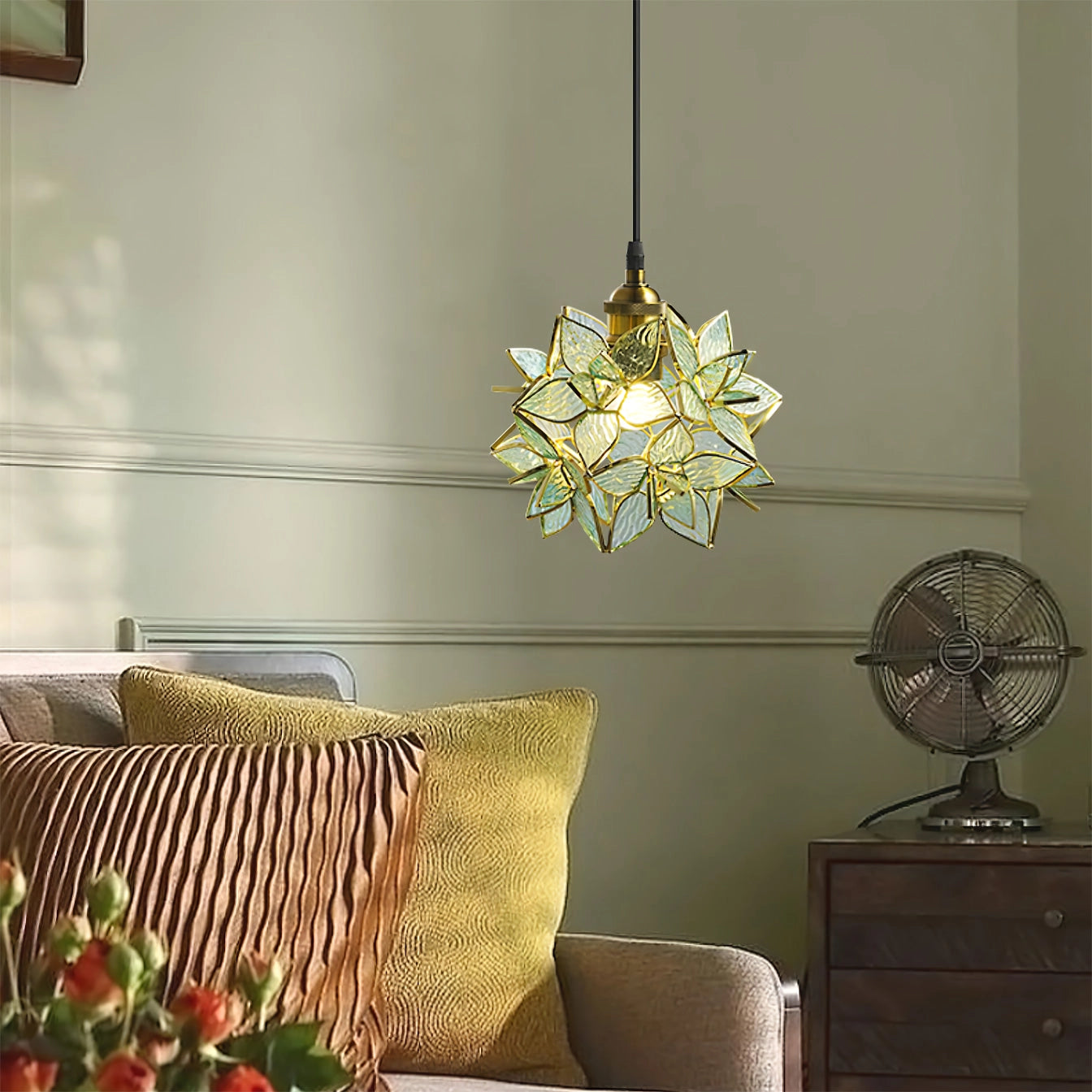 Sivella Flower Pendant Light
