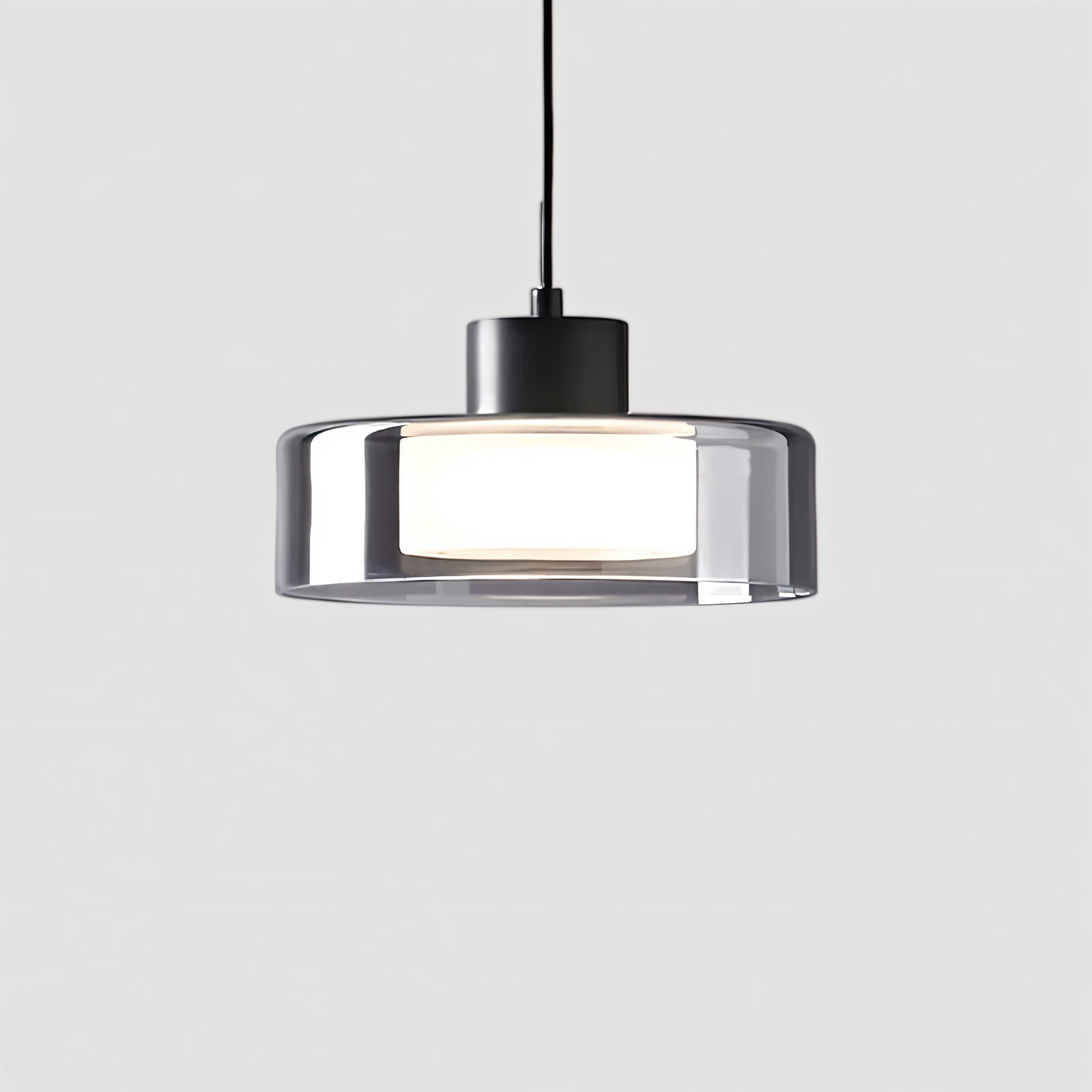 Saveno Glass Pendant Light