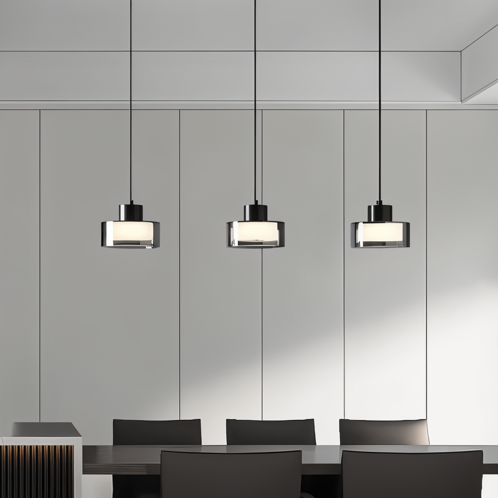 Saveno Glass Pendant Light