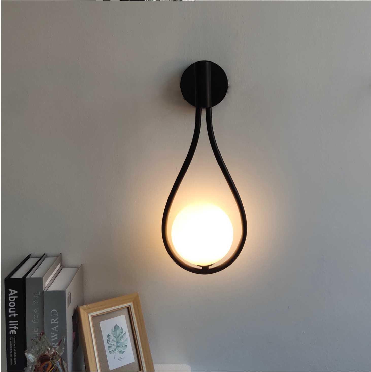 Lyrivo Drop Design Wall Light