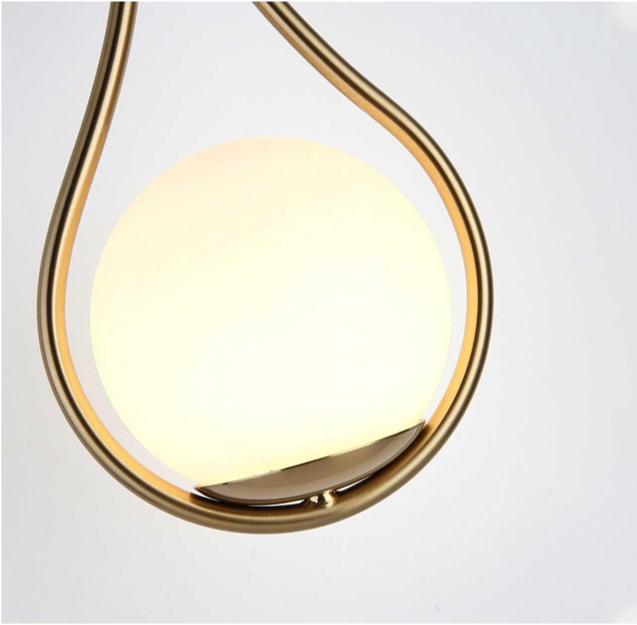 Lyrivo Drop Design Wall Light