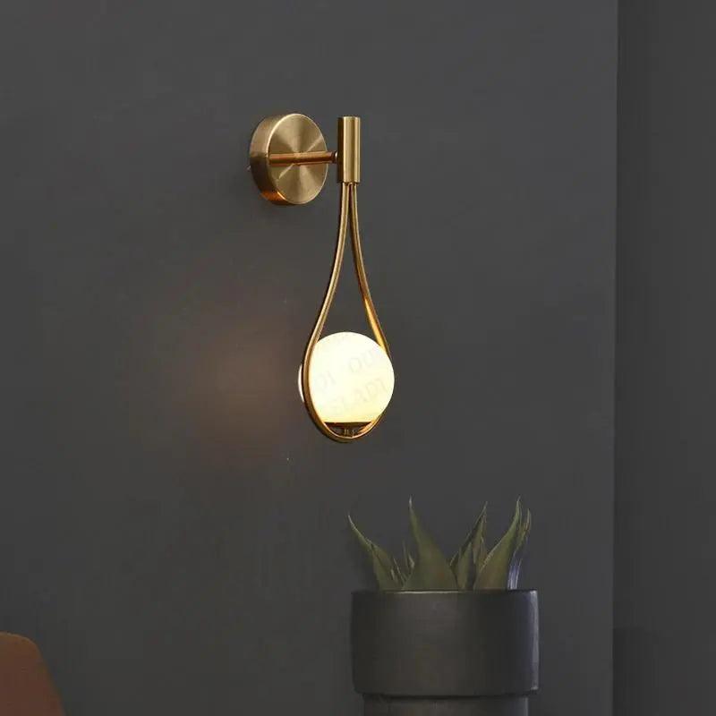 Lyrivo Drop Design Wall Light