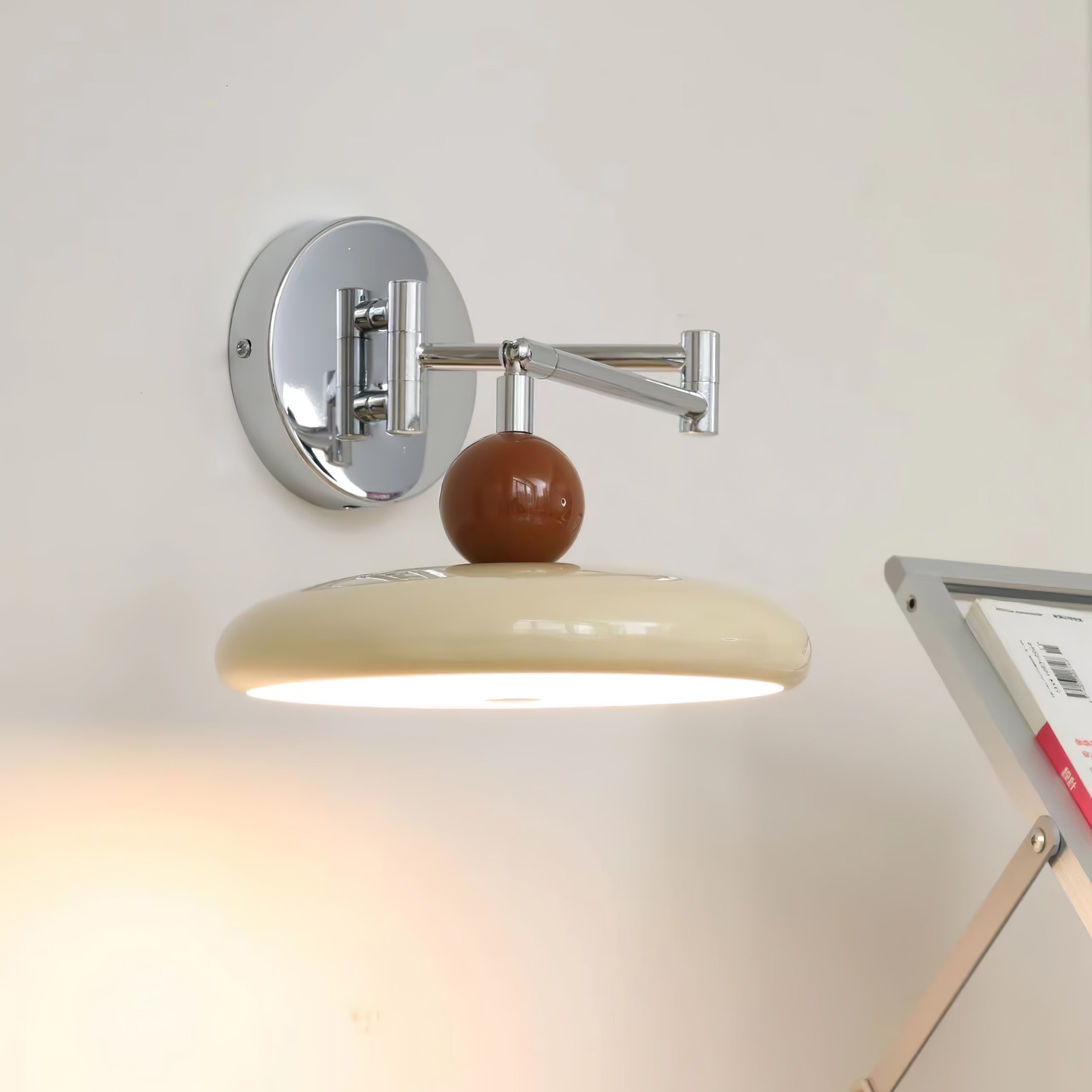 Lasven Wall Light