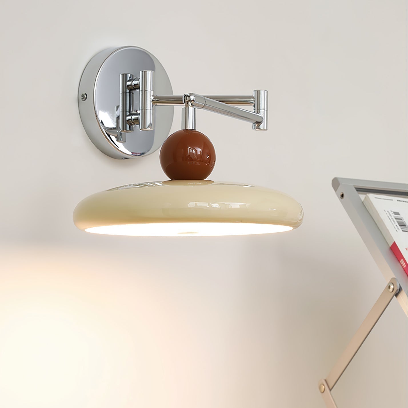 Lasven Wall Light