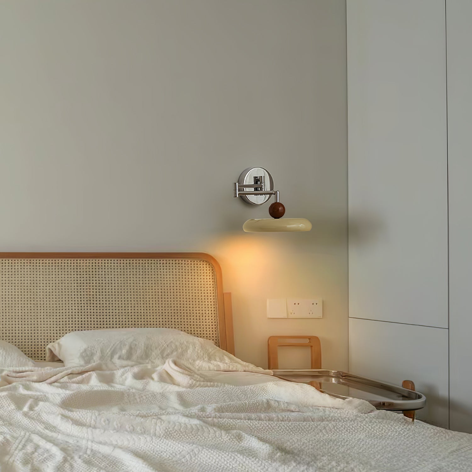 Lasven Wall Light