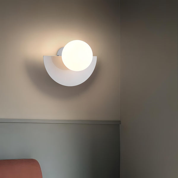 Olynza Wall Light