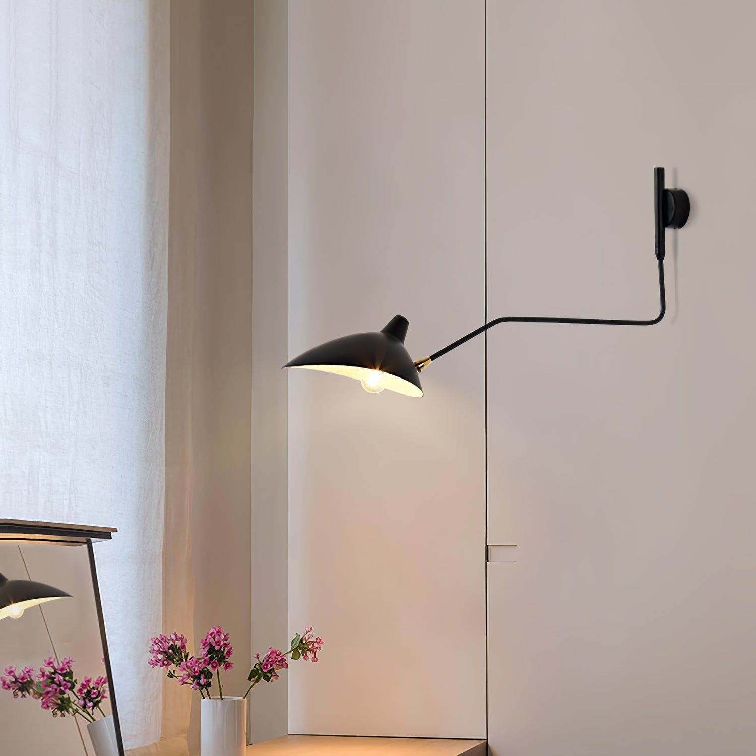 Sirven Wall Light