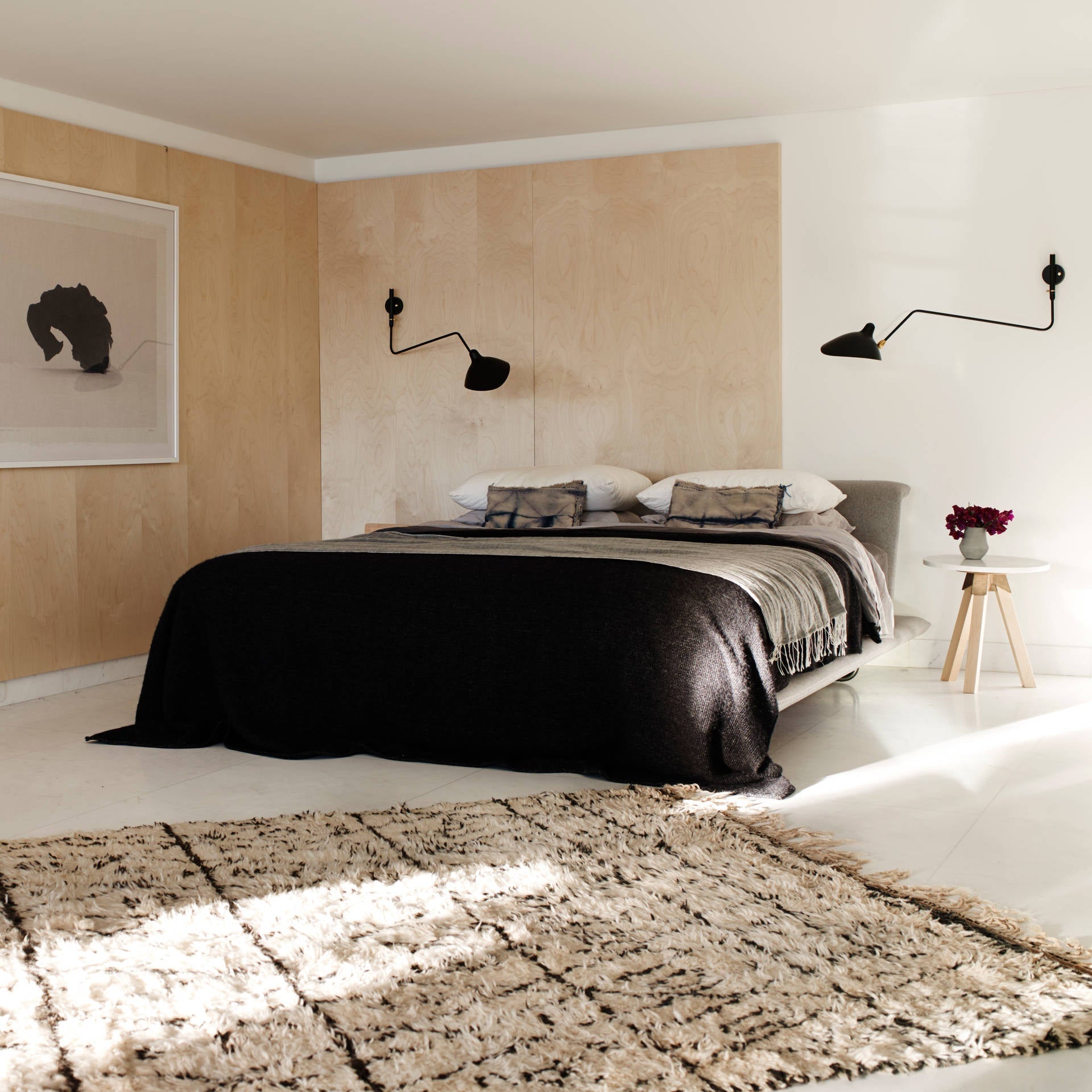Sirven Wall Light