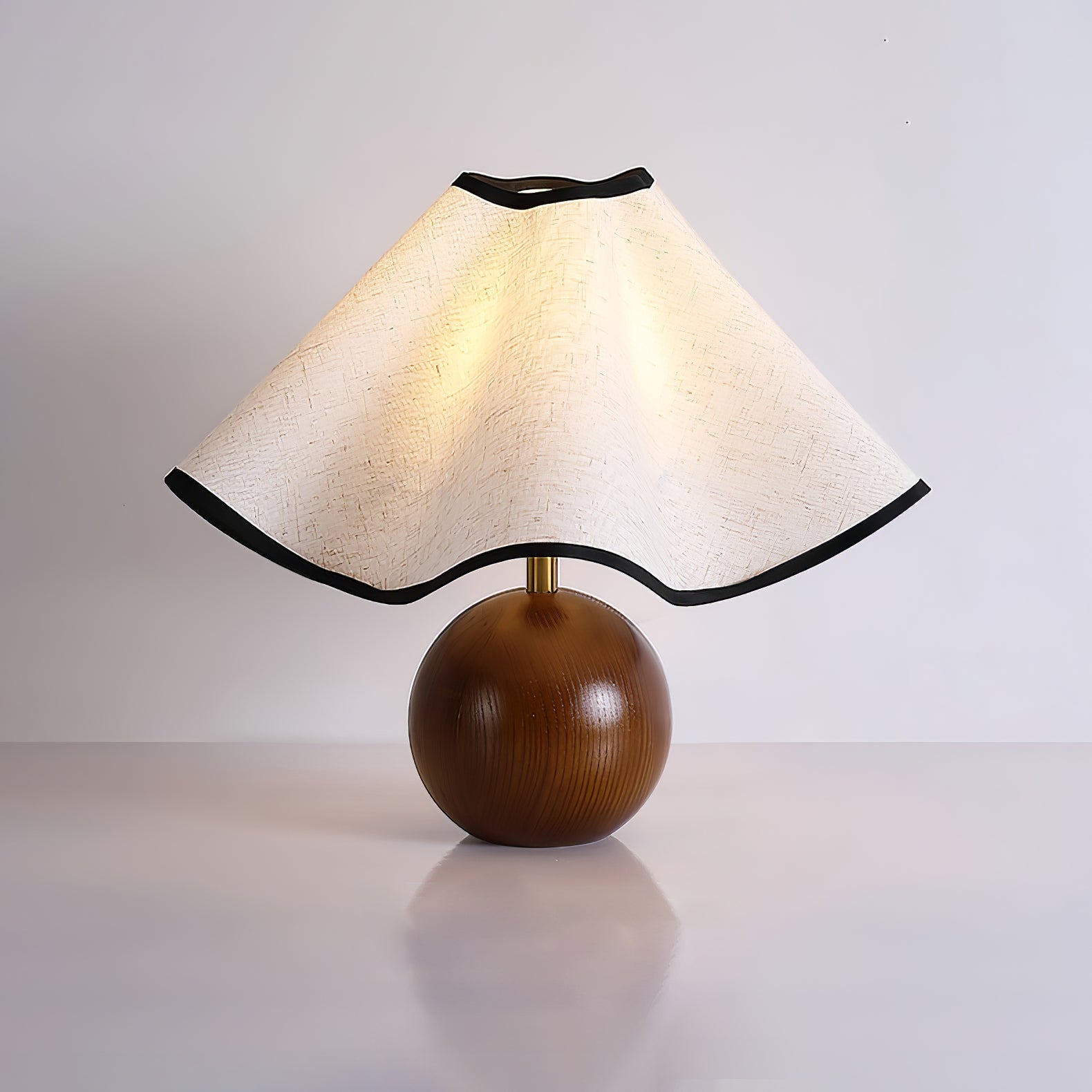 Solivaro Wave Table Lamp