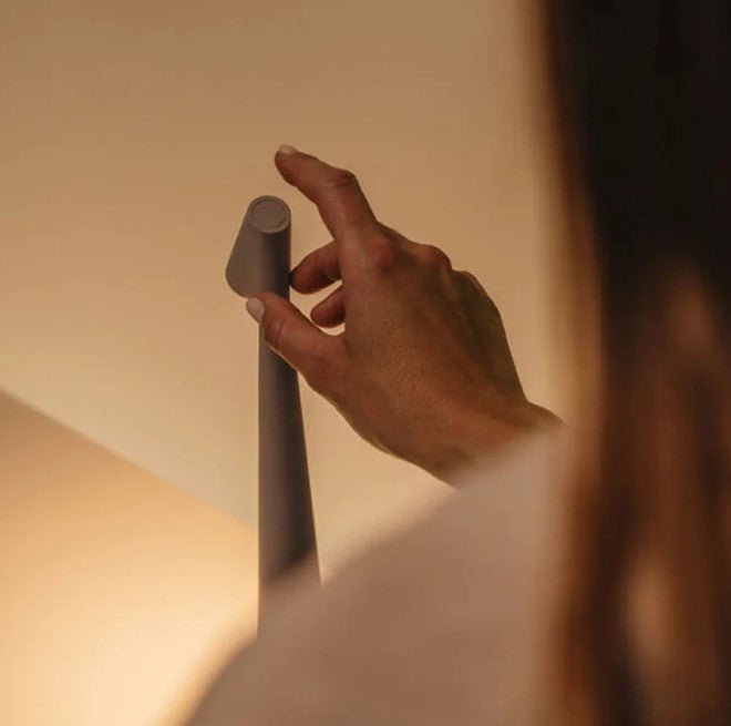 Pivaro Touch Table Lamp