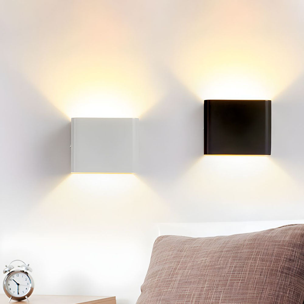 Cubion Wall Light