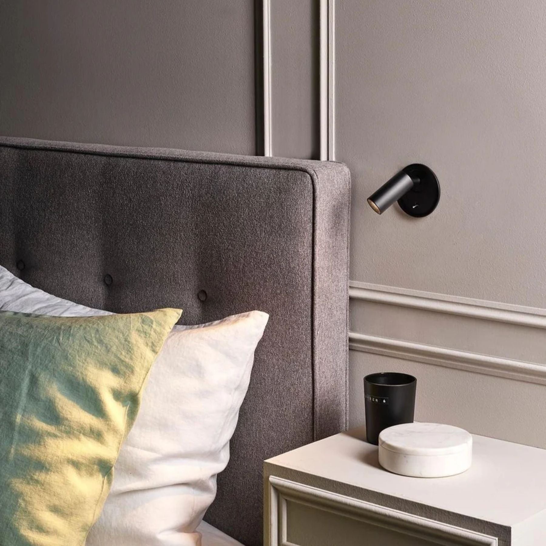 Lunaro LED Wall Light