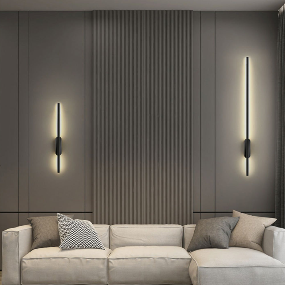 Zilvane Wall Light