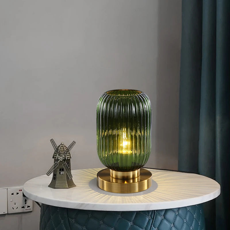 Nivson Glass Table Lamp