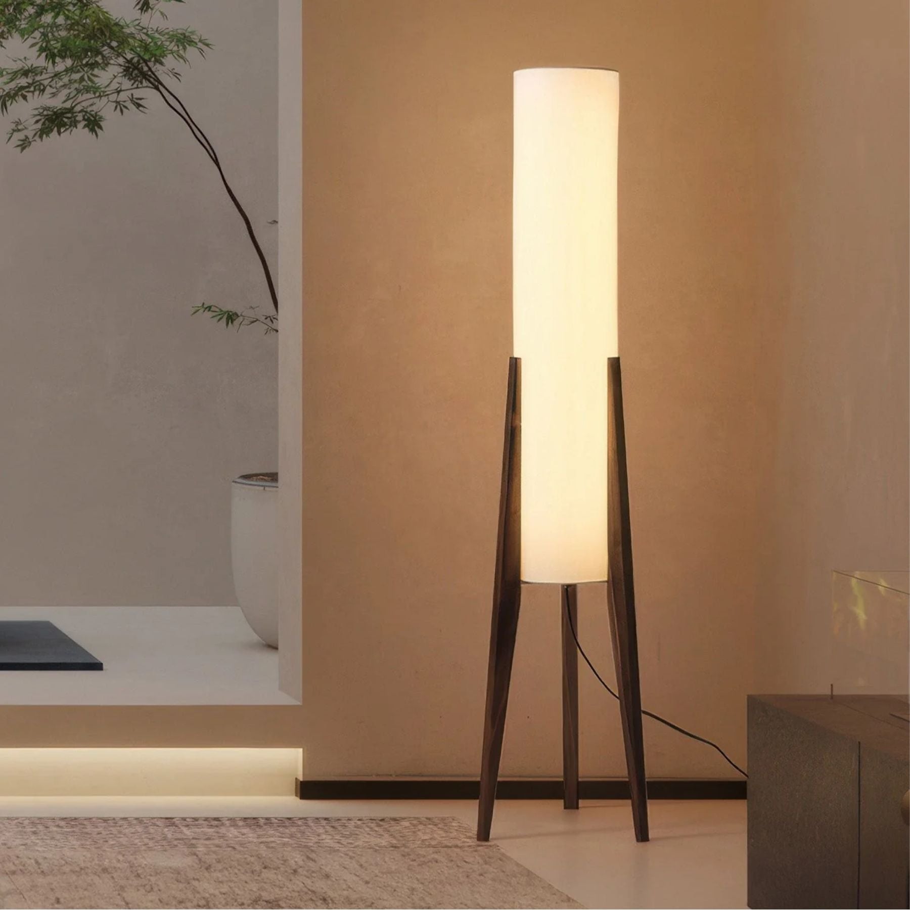 Malero Wooden Floor Lamp