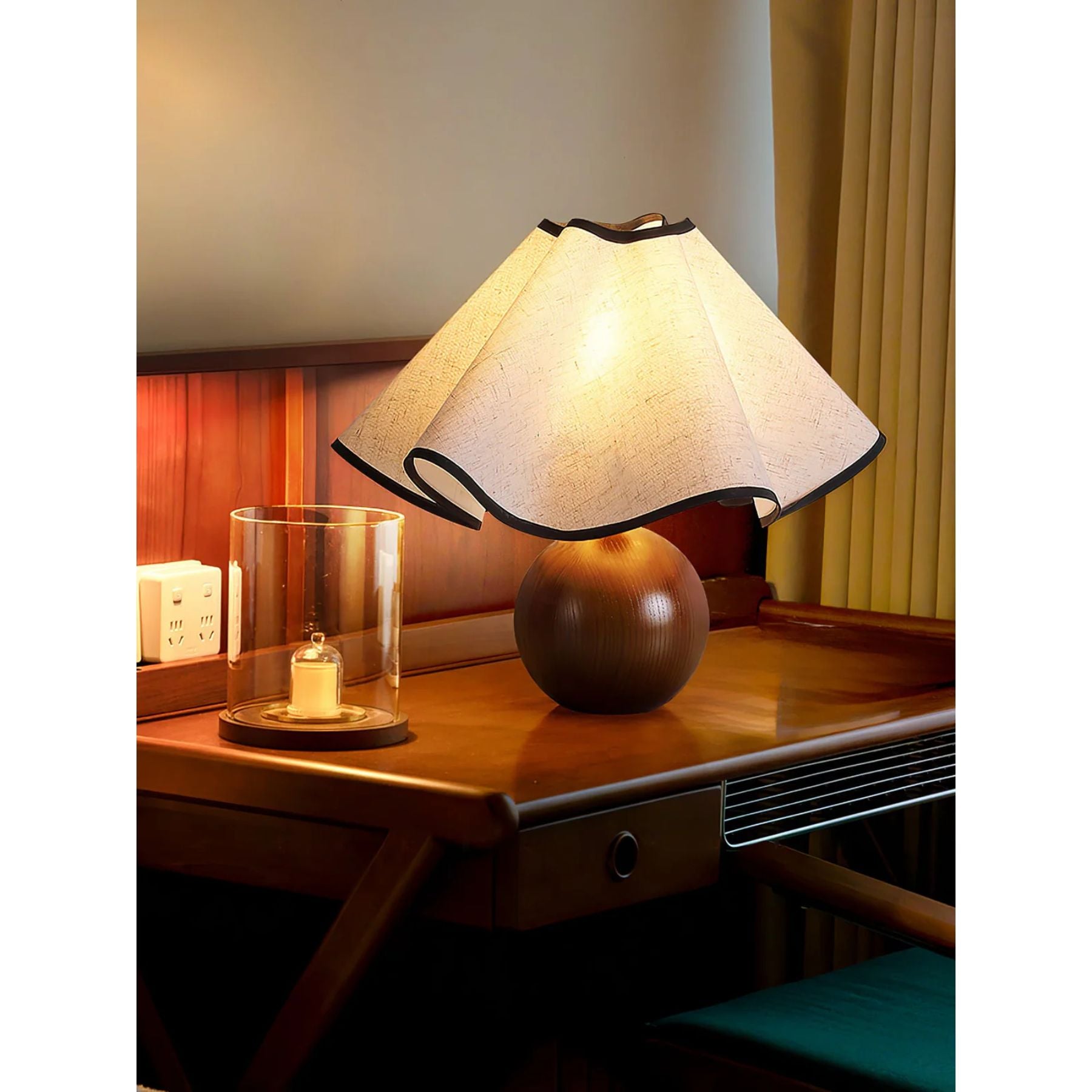 Solivaro Wave Table Lamp