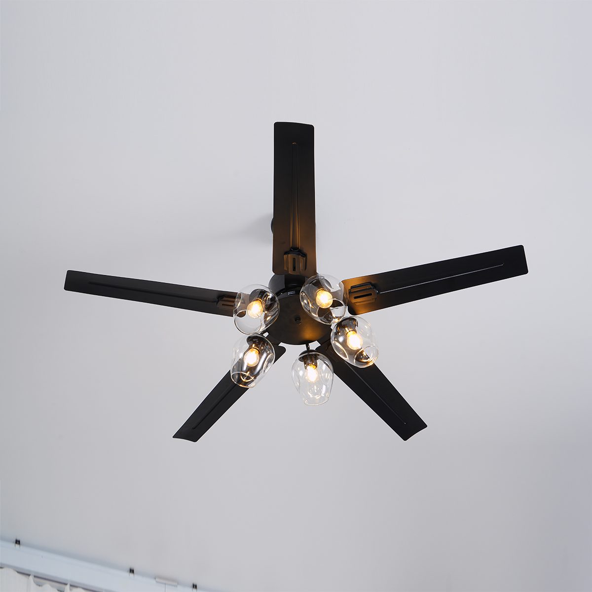 Elvenor Vintage Black Ceiling Fan