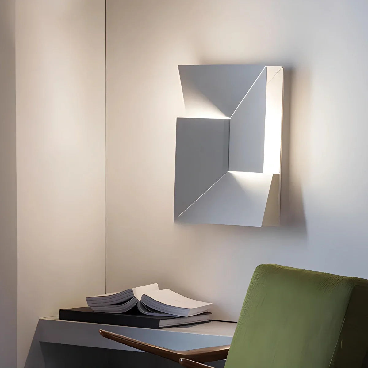 Coznira Wall Light