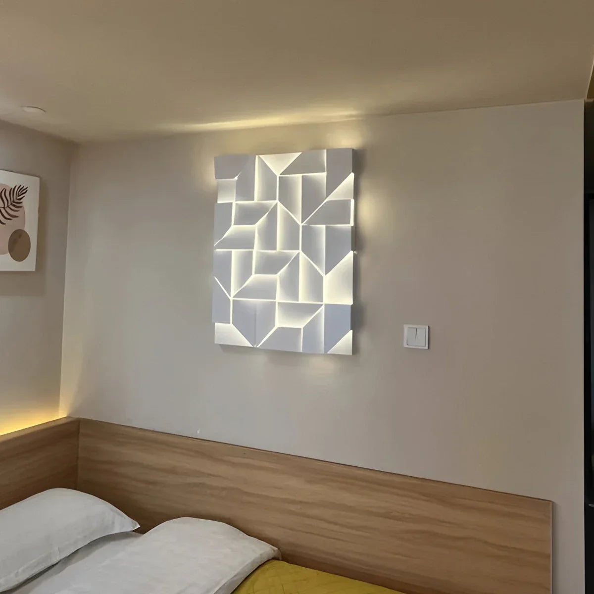 Coznira Wall Light