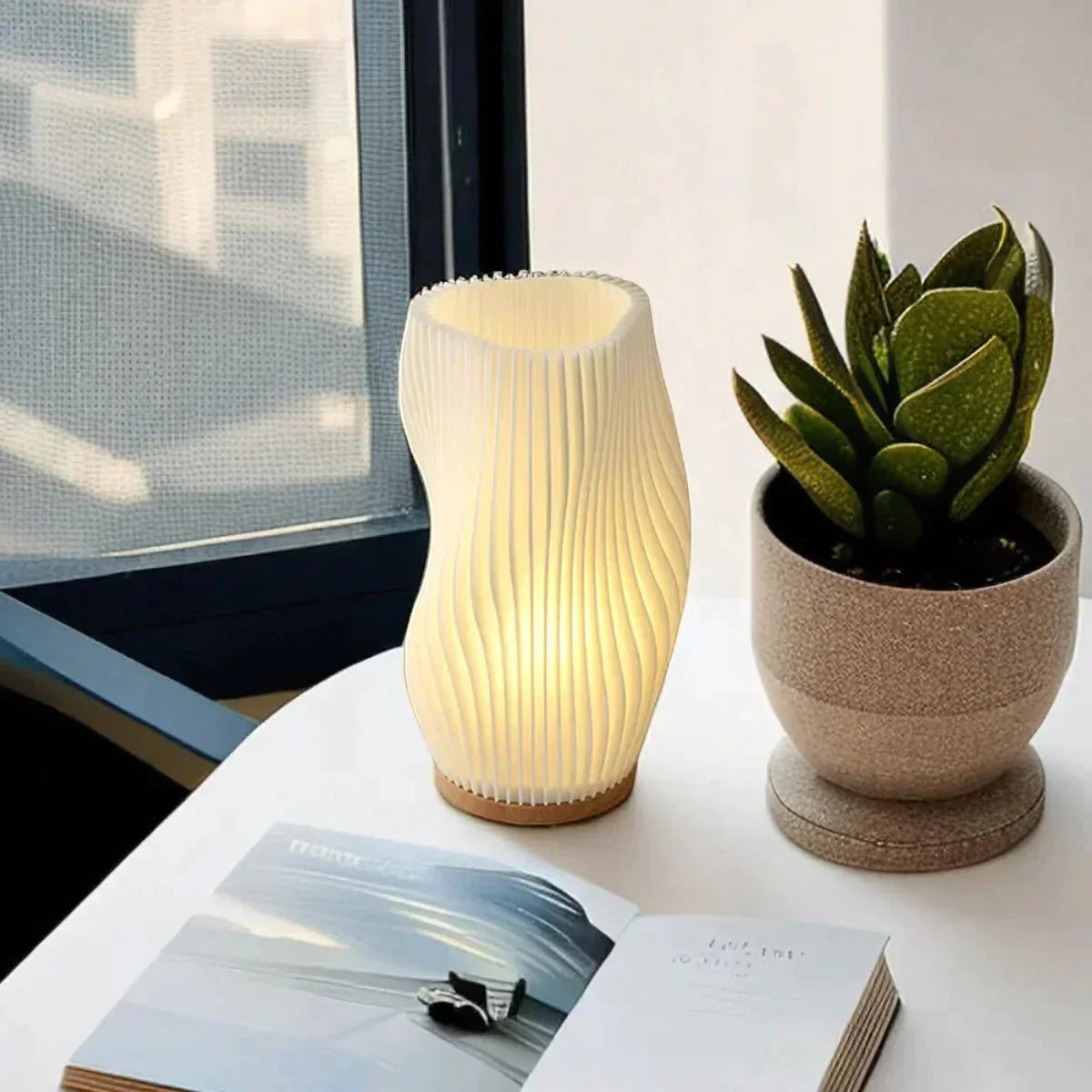 Saverno Table Lamp
