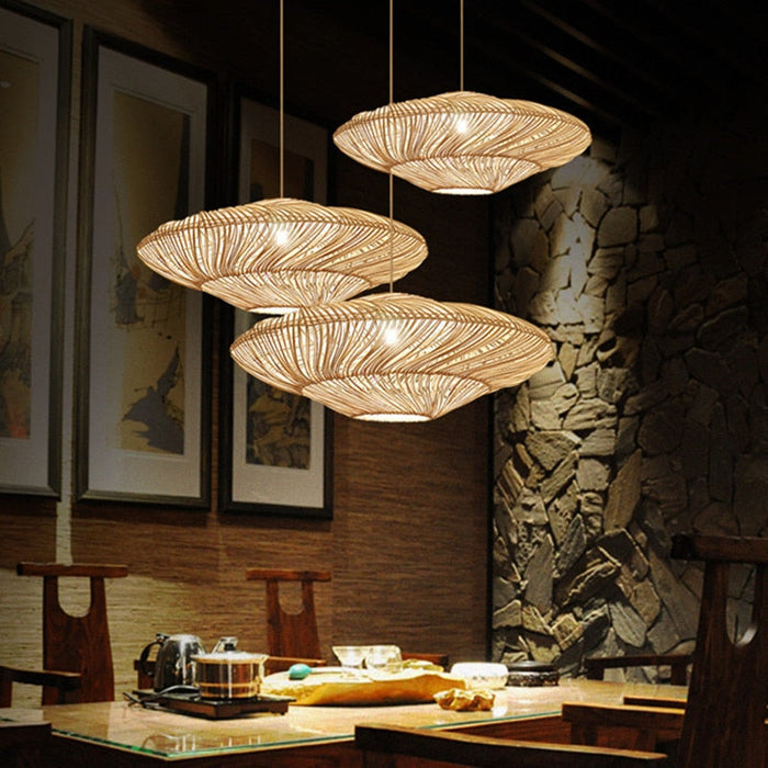 Lanzevo Rattan Pendant Light