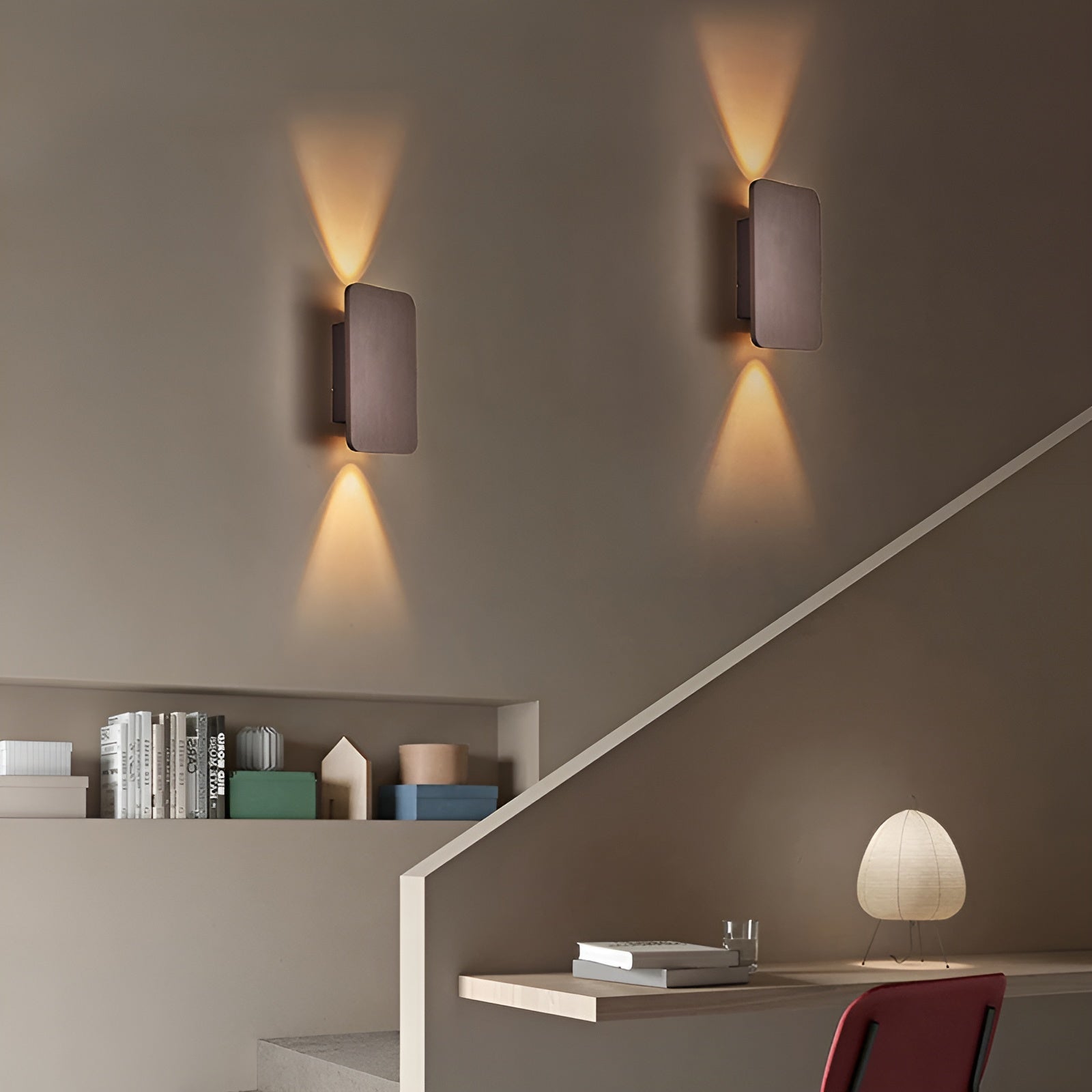 Resilon Wall Light