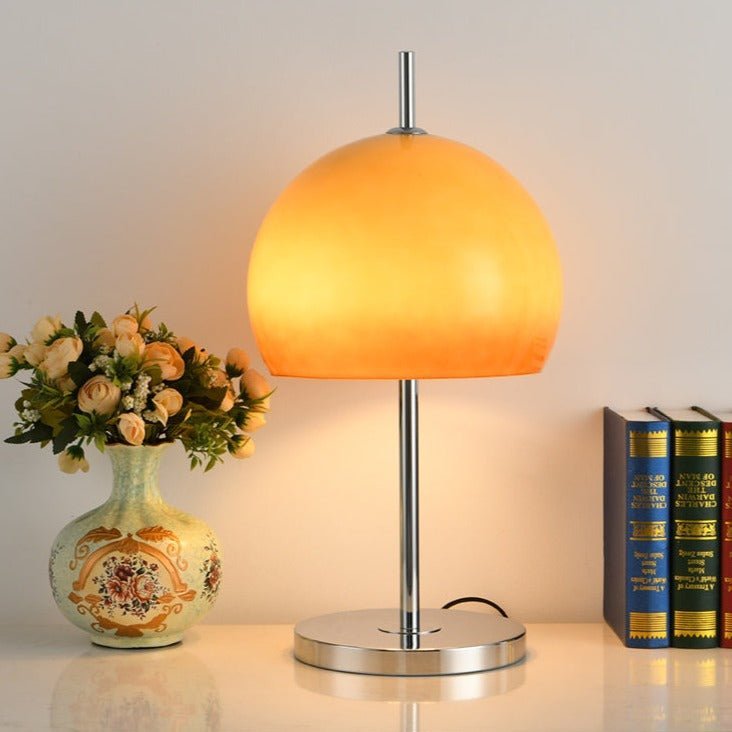 Pilvano Table Lamp