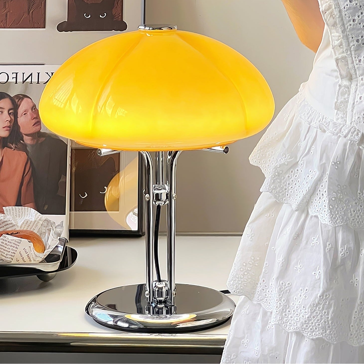 Pilvano Table Lamp