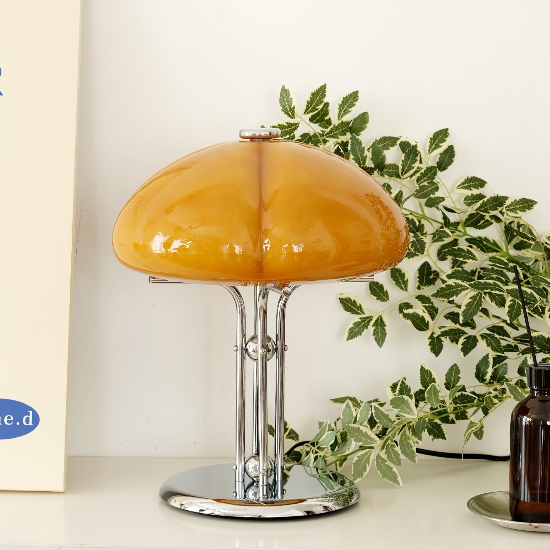 Pilvano Table Lamp