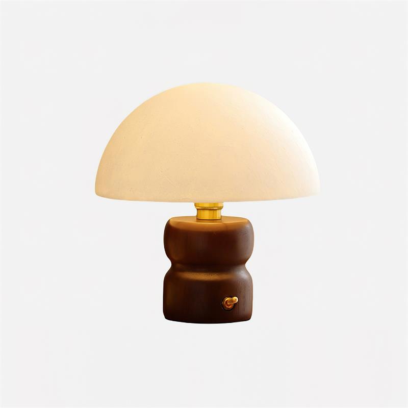 Lumaro Table Lamp