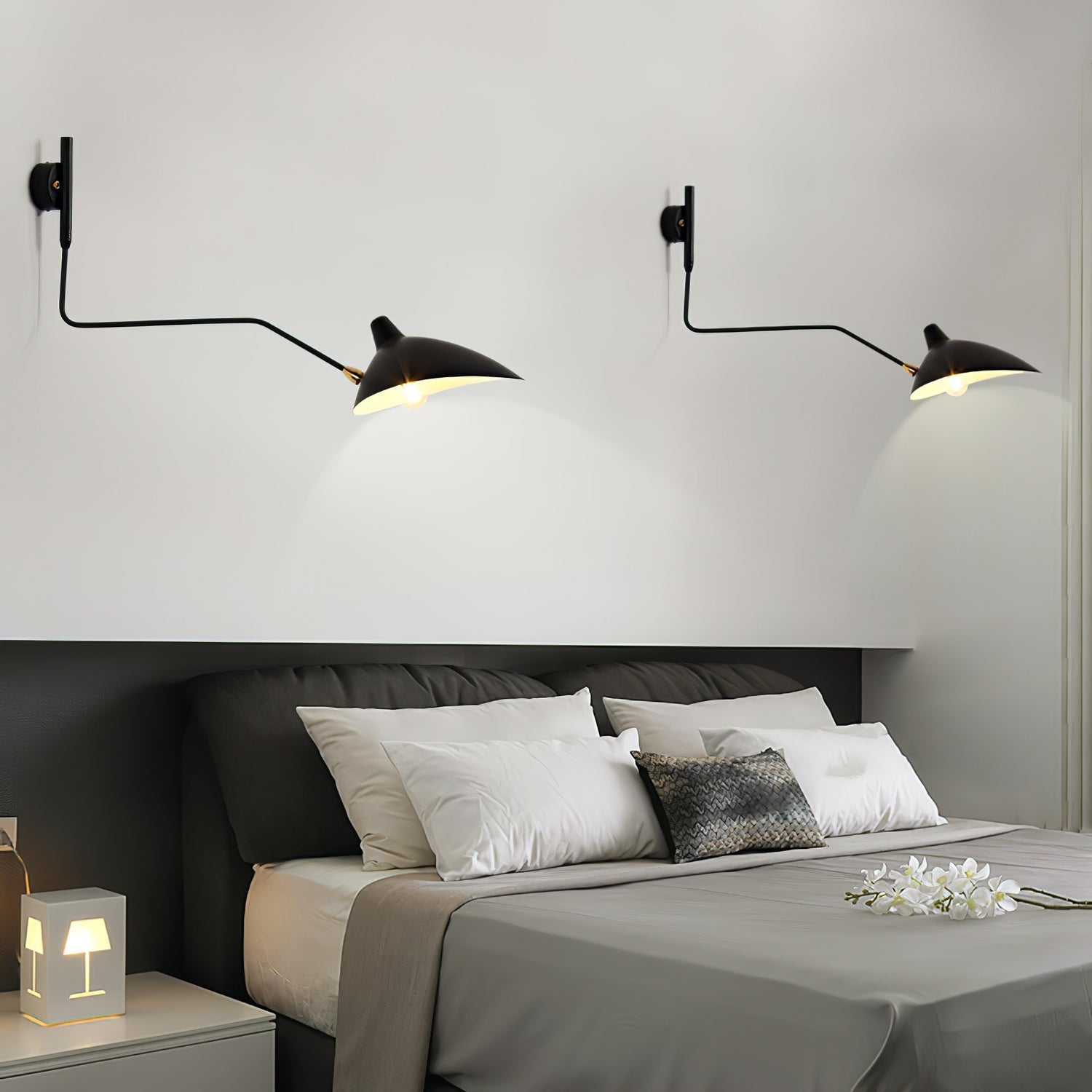 Sirven Wall Light