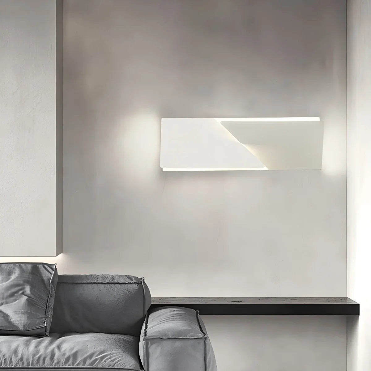 Coznira Wall Light