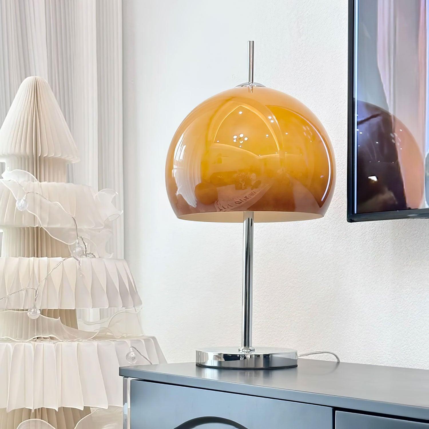 Pilvano Table Lamp