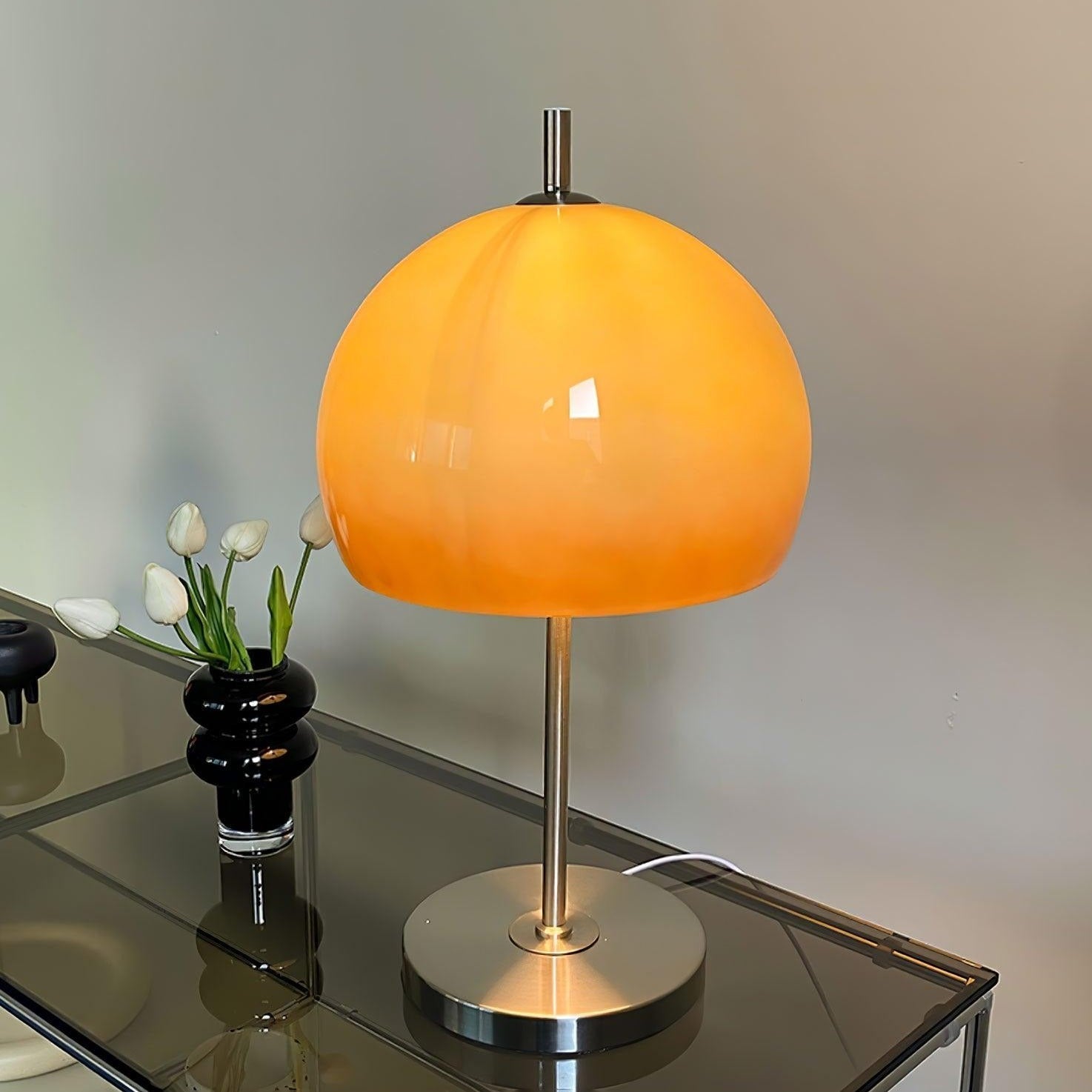 Pilvano Table Lamp